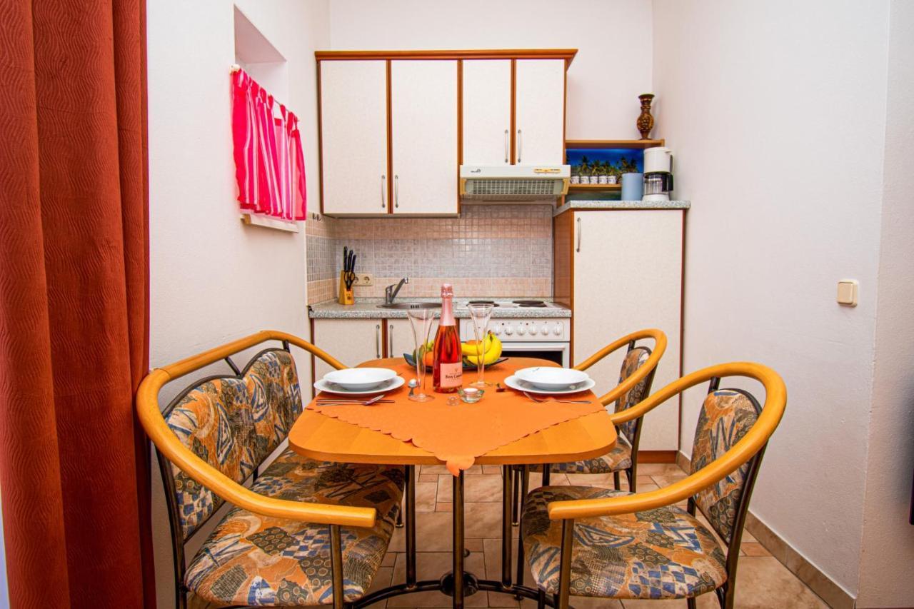 Prodan Apartment *
