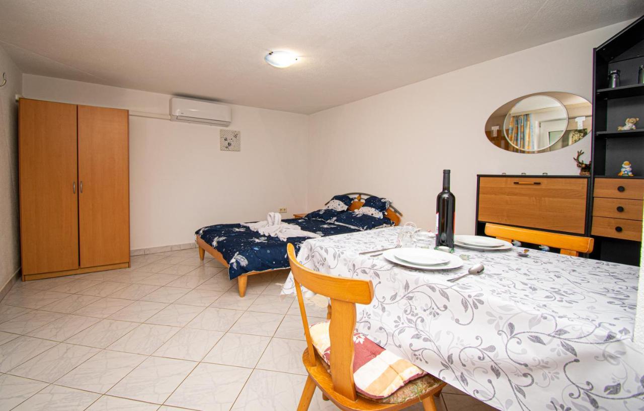 Prodan Apartment