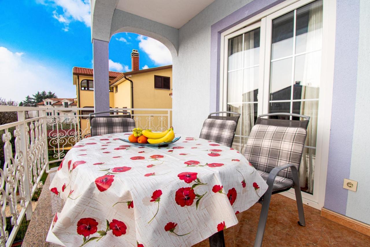 Prodan Apartment *